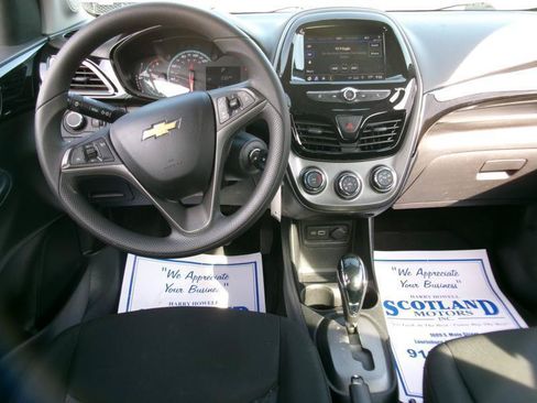 Used 2021 Chevrolet Spark LT FWD image 12