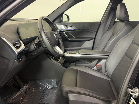 Used 2024 BMW X1 xDrive28i w/ Convenience Package AWD/4WD image 5