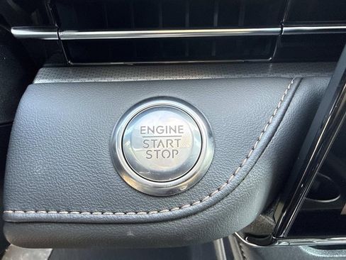 New 2026 Lincoln Nautilus Premier w/ Equipment Group 102A image 28