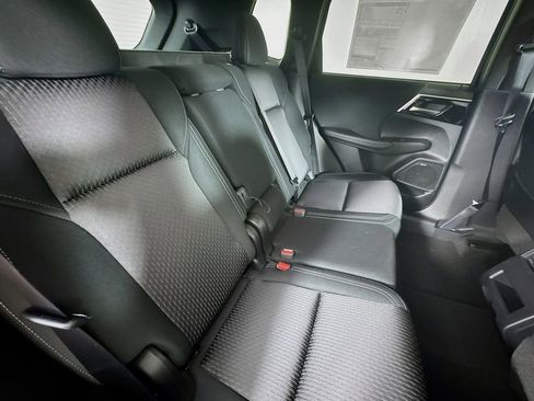 New 2026 Mitsubishi Outlander ES FWD image 26