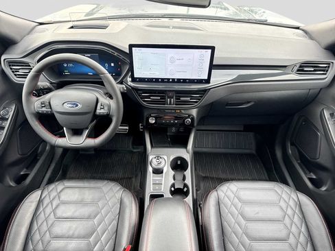 Used 2023 Ford Escape ST-Line Elite w/ Premium Technology Package AWD/4WD image 15
