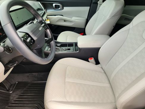 New 2026 Kia Sorento EX w/ EX Premium Package FWD image 10