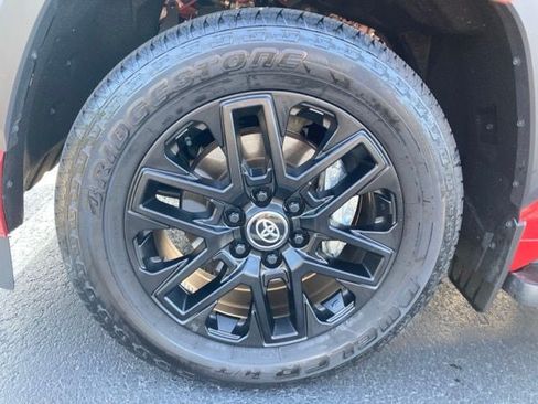 Certified 2025 Toyota Sequoia Limited w/ Tow Technology Package AWD/4WD image 18