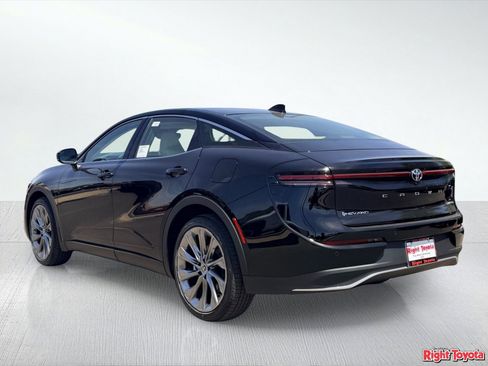 New 2026 Toyota Crown AWD/4WD image 4