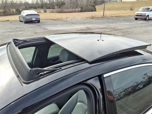 Used 2018 Audi A3 2.0T Premium Plus w/ Premium Plus Package image 34