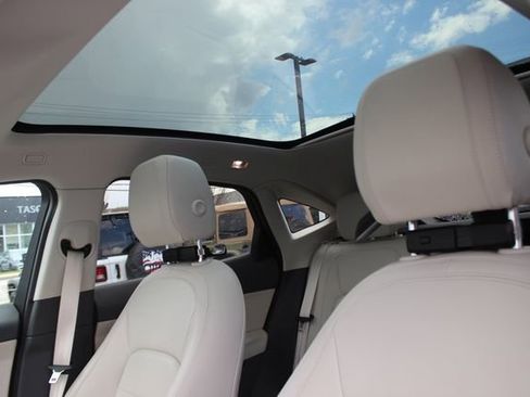 Used 2020 Jaguar E-PACE SE AWD/4WD image 21