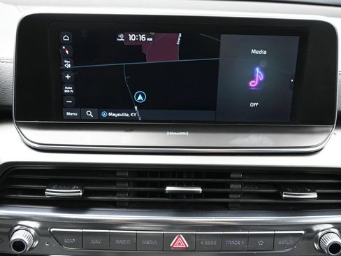 Used 2022 Kia Telluride S FWD image 25