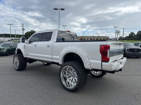 Used 2019 Ford F250 Platinum w/ FX4 Off-Road Package image 6