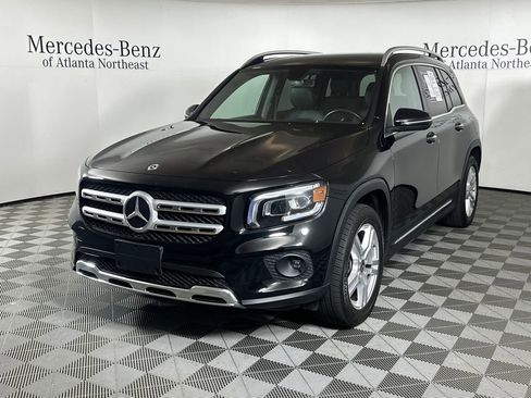 Used 2023 Mercedes-Benz GLB 250 image 3