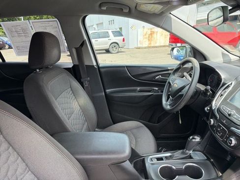 Used 2018 Chevrolet Equinox LT FWD image 18