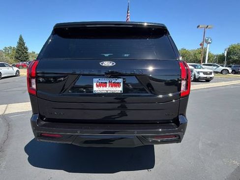 New 2027 Ford Expedition Max Platinum w/ Stealth Performance Package AWD/4WD image 5