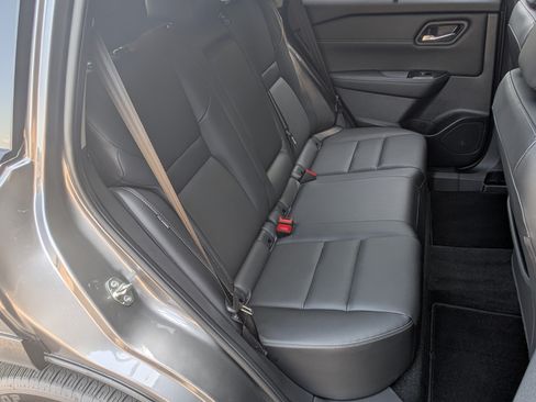 Used 2025 Nissan Rogue SL w/ SL Premium Package AWD/4WD image 20