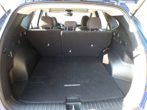Used 2023 Hyundai Tucson SE AWD/4WD image 18