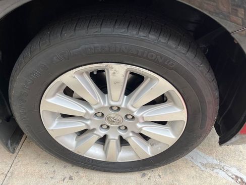 Used 2012 Toyota Sienna LE w/ Towing Pkg AWD/4WD image 22