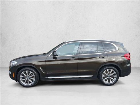 Used 2018 BMW X3 xDrive30i image 9