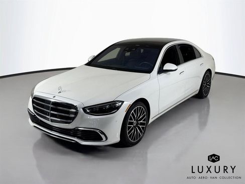 Used 2023 Mercedes-Benz S 500 4MATIC image 4