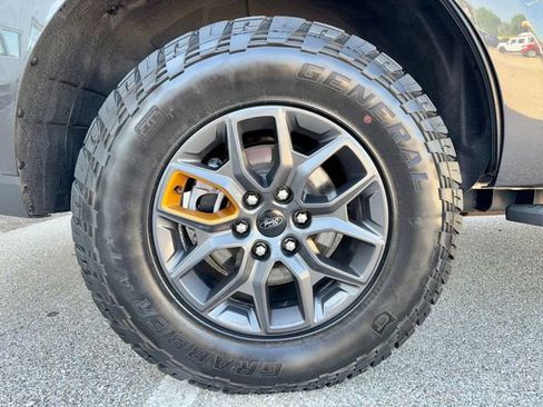 Used 2025 Ford Expedition Tremor AWD/4WD image 37