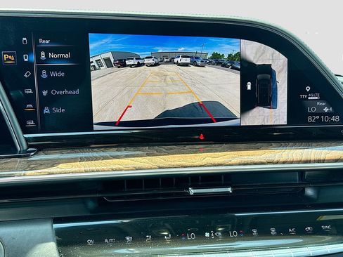 Used 2021 Cadillac Escalade ESV Sport Platinum AWD/4WD image 25