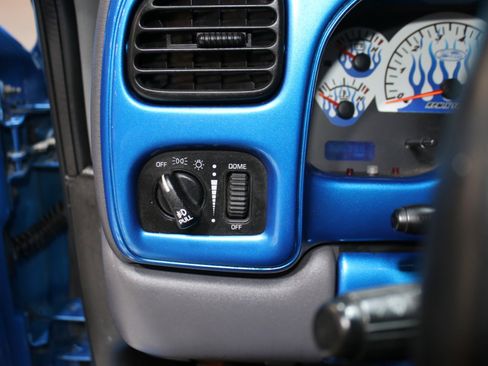 Used 1999 Dodge Durango 2WD image 56