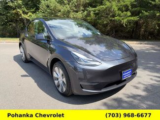 Used 2024 Tesla Model Y Long Range RWD video 1
