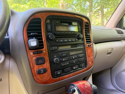 Used 2000 Lexus LX 470 4WD image 24