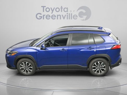 Used 2024 Toyota Corolla Cross AWD Hybrid image 6