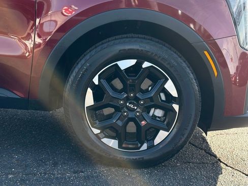 Used 2025 Kia Sorento S w/ Panoramic Sunroof Package image 27