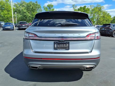 Used 2022 Lincoln Nautilus Reserve AWD/4WD image 6