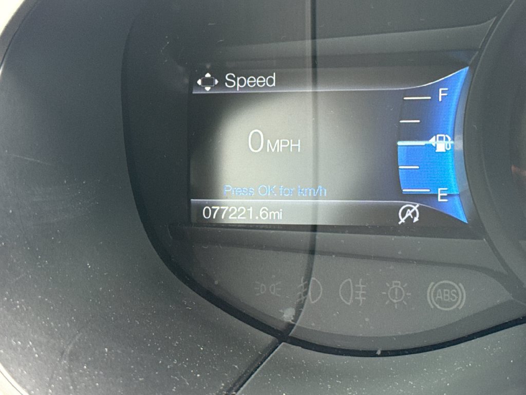 Used 2021 Ford Edge SE FWD image 28