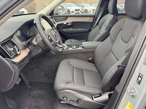 New 2026 Volvo XC90 T8 Plus w/ Protection Package Premier AWD/4WD image 8