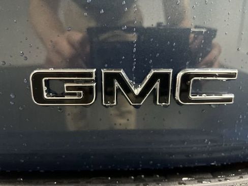 New 2026 GMC Yukon XL Denali w/ Denali Reserve Package image 32