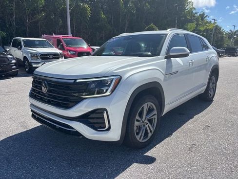Used 2024 Volkswagen Atlas Cross Sport SEL R-Line image 5
