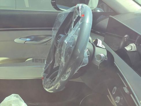 New 2026 Genesis GV70 2.5T Advanced image 8