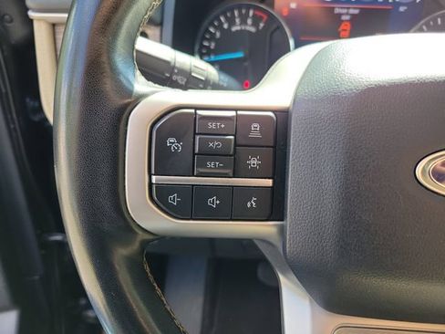 Used 2024 Ford Expedition Limited RWD image 25