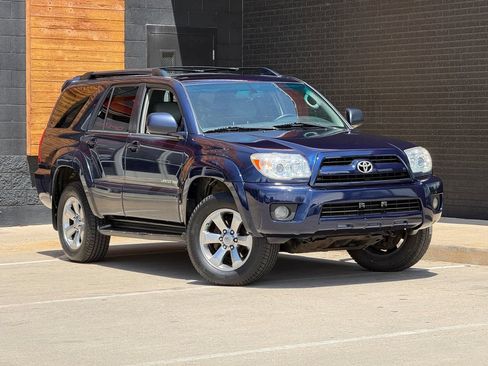 Used 2007 Toyota 4Runner Limited AWD/4WD image 6