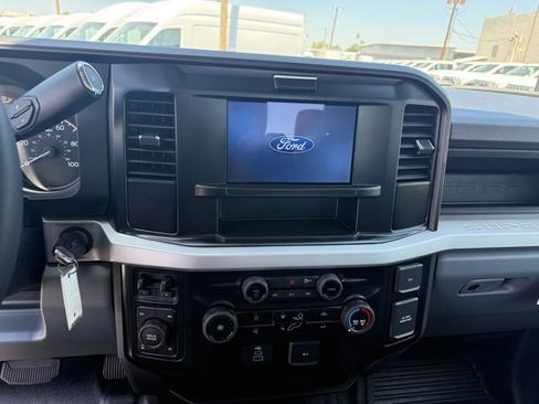 New 2026 Ford F250 XL w/ XL Chrome Package AWD/4WD image 8