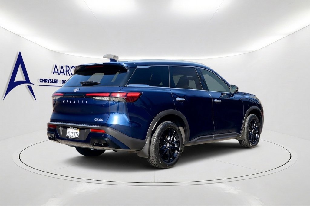 Used 2023 INFINITI QX60 Luxe w/ Cargo Package FWD image 6