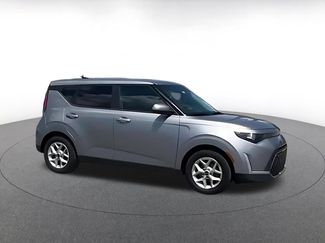 Used 2025 Kia Soul LX w/ LX Technology Package FWD video 2