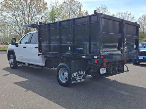 Used 2024 GMC Sierra 3500 Pro w/ Convenience Package AWD/4WD image 4
