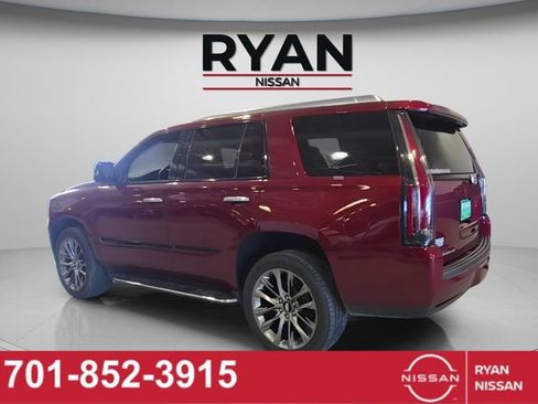 Used 2019 Cadillac Escalade Luxury w/ Escalade Sport Edition image 3
