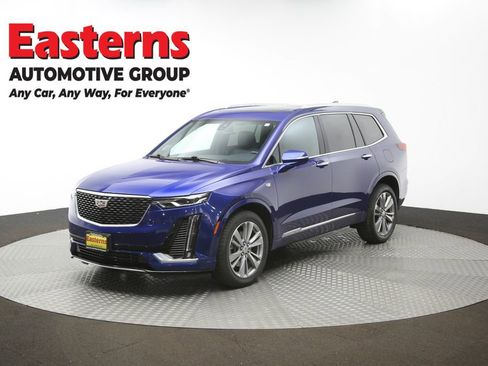 Used 2023 Cadillac XT6 Premium Luxury image 60