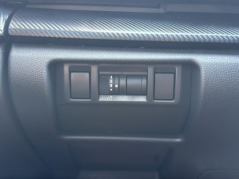 Certified 2024 Subaru Crosstrek 2.0i Premium AWD/4WD image 25