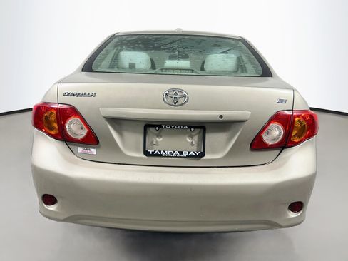 Used 2010 Toyota Corolla LE FWD image 6
