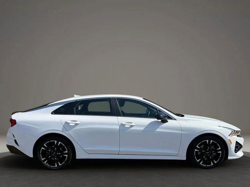Used 2022 Kia K5 GT-Line FWD image 10