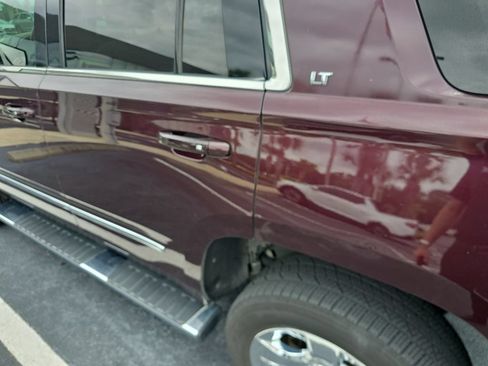 Used 2017 Chevrolet Tahoe LT w/ LT Signature Package RWD image 11
