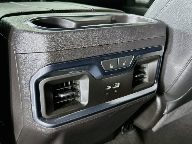 Used 2024 GMC Sierra 1500 Denali w/ Technology Package AWD/4WD image 10