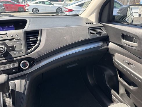 Used 2015 Honda CR-V LX image 25