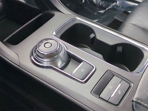 Used 2017 Ford Fusion Titanium image 31