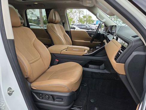 Certified 2025 INFINITI QX80 Sensory w/ Exterior Package AWD/4WD image 24