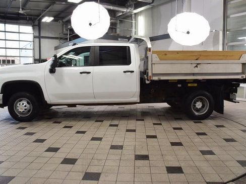Used 2024 Chevrolet Silverado 3500 W/T w/ WT Convenience Package AWD/4WD image 3